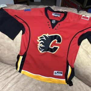 NHL CALGARY Flames youth jersey